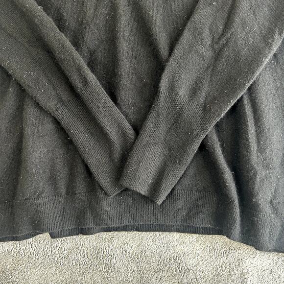 J Crew Women's XS Black 100% Cashmere V-neck Sweater Old Money - Picture 4 of 9